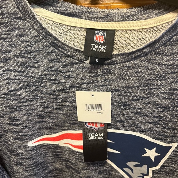 New England patriots long sleeve shirt nwt - Picture 2 of 3